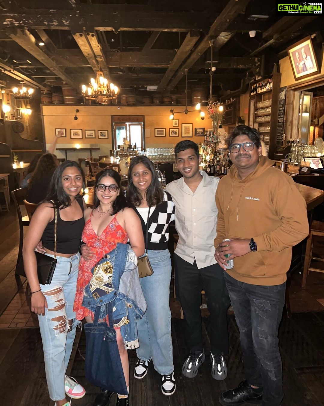 Punarnavi Bhupalam Instagram - I realised I donβt need much from life. Just few loved ones, some cheeky banter now and then, delicious food and a lot of love to receive and to give I love my life, all of it - I would get into finer details but for today, I will give it a rest and thank you for being a part of this roller coaster. I am 3 minus 30 years old now so let the mid twenties madness begin π₯ ππ Brooklyn, New York