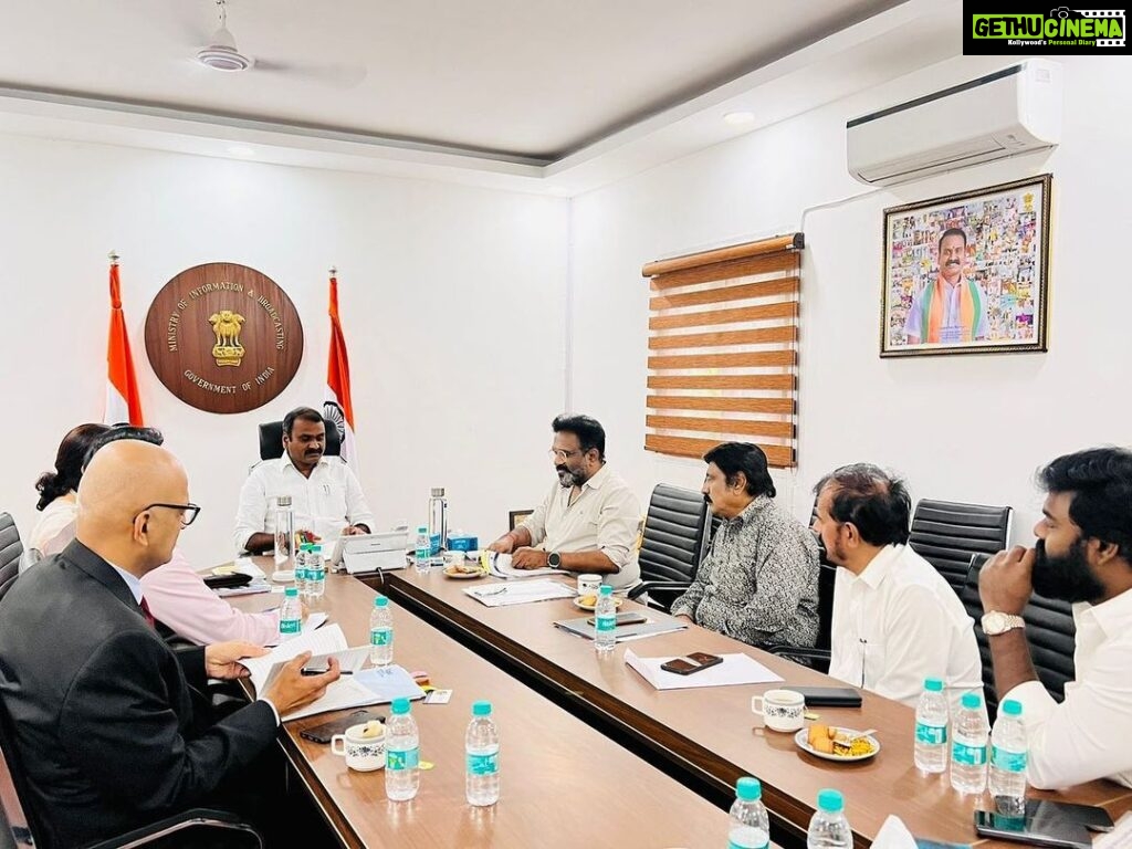 R. K. Suresh Instagram - Yesterday we had a meeting with honorable L murgan ji mos Minister of State for Animal Husbandry, Dairying and Fisheries ,information & broadcasting minister of india .