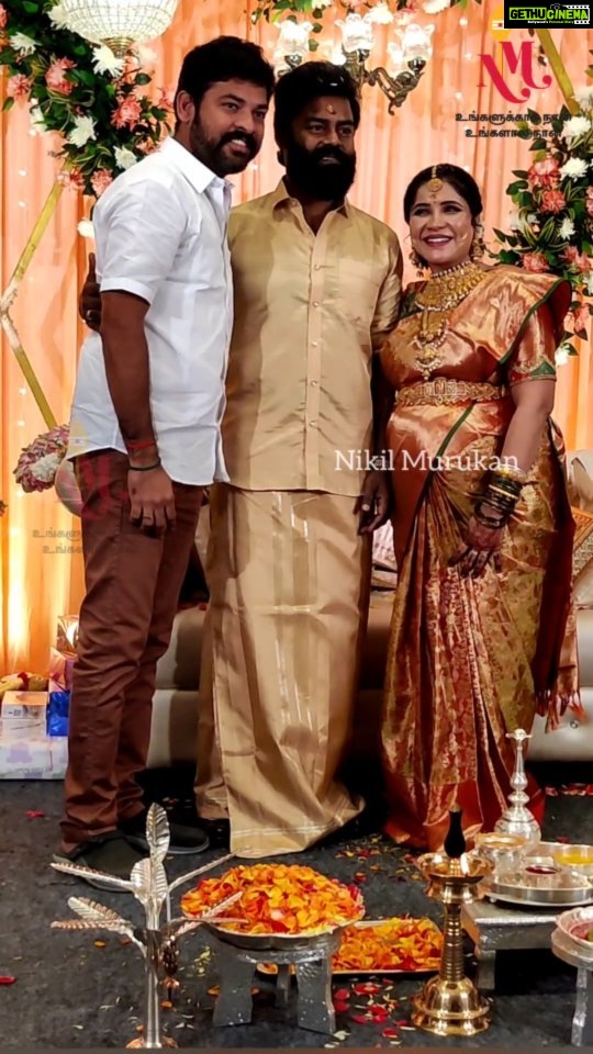 R. K. Suresh Instagram - Actor Vimal Blessed the mommy to be Mrs. Madhavi Suresh @madhucine @vemal.actor @studio9__productions @rapsprasaath #rksuresh #madhucine #nikilmurukan #babyshower #baby #mom #vimal