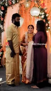 R. K. Suresh Instagram - Director Shankar's wife Easwari Shankar blessed the mommy to be Mrs. Madhavi Suresh @madhucine ❤️

@studio9__productions @rapsprasaath

#rksuresh #madhucine #nikilmurukan #babyshower #baby #mom