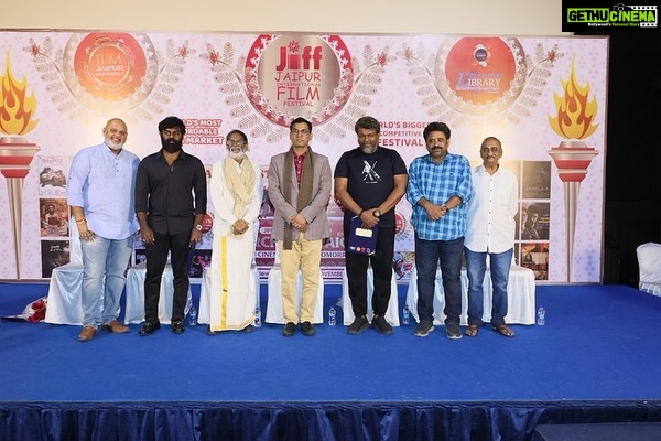 R. K. Suresh Instagram - #JFFI @JIFFJaipur Team for selecting #visithiran & #Maamanithan & Other Tamil movies to promote all over world by #TORCHCAMPAIG Thanks to @gangaiamaren Avl. @seenuramasamy @bstudios_offl #padmakumar #shark9