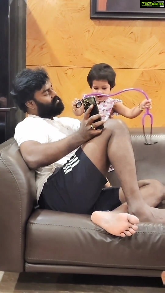 R. K. Suresh Instagram - You are such a beautiful daughter, and I’m so proud of the incredible way that you are growing up. Even at a young age , you are full of wisdom,kindness, compassion and courage. 🧿🧿🧿 @actorrksuresh #isharyasuresh