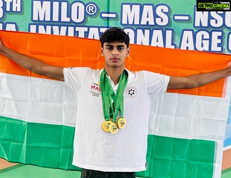 R. Madhavan Instagram - With Gods grace and all your good wishes Vedaant gets 5 golds for India ( 50m, 100m, 200m, 400m and 1500m) with 2 PB’s at the Malaysian invitational age group championships, 2023 held this weekend in Kuala Lumpur. Elated and very grateful. 🙏🙏🇮🇳🇮🇳🇮🇳❤️❤️❤️Thank you #Pradeep sir @media.iccsai @ansadxb ❤️❤️🇮🇳🇮🇳 Kuala Lumpur, Malaysia