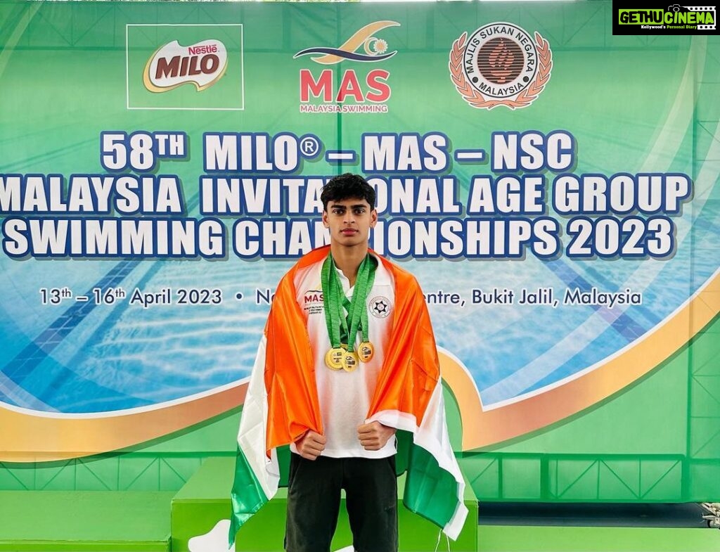 R. Madhavan Instagram - With Gods grace and all your good wishes Vedaant gets 5 golds for India ( 50m, 100m, 200m, 400m and 1500m) with 2 PB’s at the Malaysian invitational age group championships, 2023 held this weekend in Kuala Lumpur. Elated and very grateful. 🙏🙏🇮🇳🇮🇳🇮🇳❤️❤️❤️Thank you #Pradeep sir @media.iccsai @ansadxb ❤️❤️🇮🇳🇮🇳 Kuala Lumpur, Malaysia