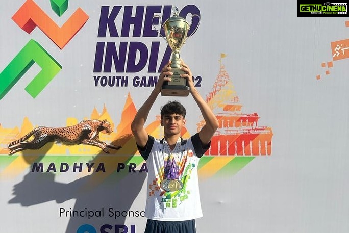 R. Madhavan Instagram - CONGRATULATIONS team Maharashtra for the 2 trophy’s .. 1 for boys team Maharashtra in swimming & 2nd THE OVERALL Championship Trophy for Maharashtra in entire khelo games. Blown by and VERY grateful and humbled by the performances and achievements of @fernandes_apeksha ( 6 golds, 1 silver, PB and records) and @vedaantmadhavan (5golds and 2 silver). Thank you @ansadxb and Pradeep sir for the unwavering efforts and Govt of Madhya Pradesh @chouhanshivrajsingh Ji and @official.anuragthakur Ji . So happy and Proud.