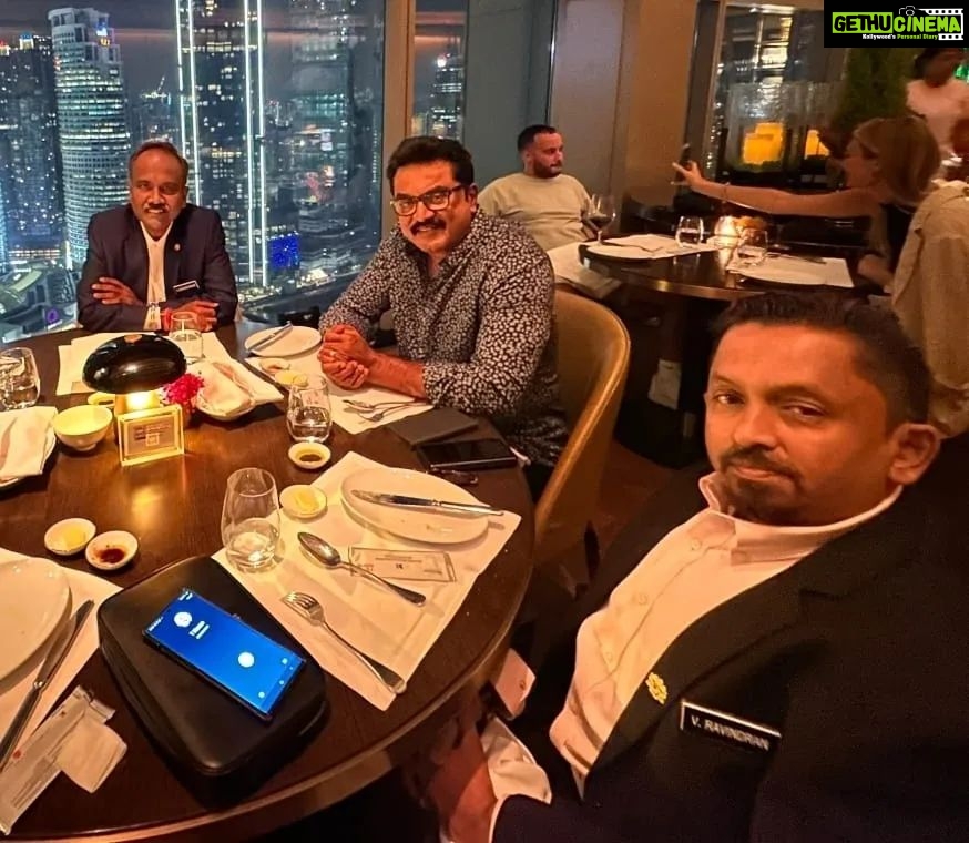 R. Sarathkumar Instagram - It was an honour to meet and greet the Honourable Minister of Human Resources, Malaysia, Mr. V. Sivakumar, and the political secretary, Mr. Ravindran Vengadasamy, last night for dinner. We shared thoughts on developing the human resources that our countries have and empowering them to build an economically stronger nation. Specially guiding our younger generation to grab opportunities for building oneself and the nation. . . . #malaysiadiaries #meetwithminister #Sivakumar #ravindran #humanresources #malaysia #dinner #lastnight #thoughtsharing #empoweringindia #malaysia #economicalgrowth #strategy #planning #utilising #youngpower #malaysialove