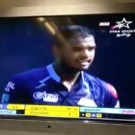 RJ Balaji Instagram - Lots of love to these பச்சசட்டை fans in the stadium…! ❤️ And also to all the pacha sattais across the globe, THANK YOU for this mad following !!!❤️