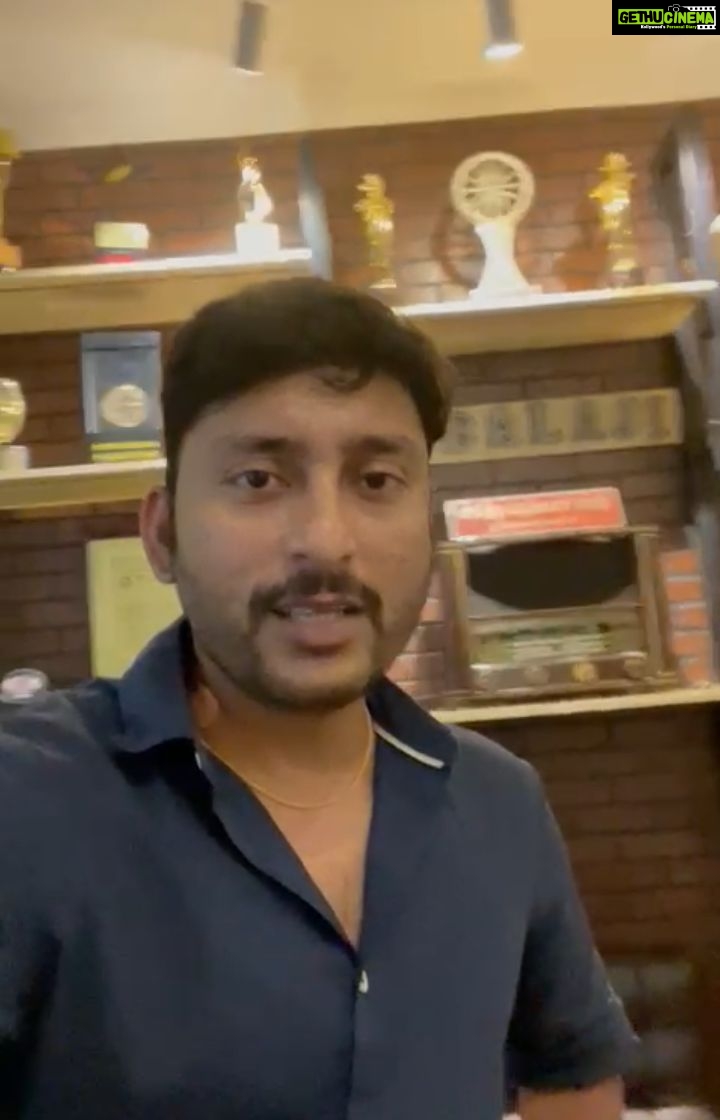 RJ Balaji Instagram - Happy Womenโs Day ! On this special day, support this noble initiative.! Check out www.kadaiveedhi.shop ๐๐