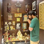 RJ Balaji Instagram - Thank you all for the amazing reviews and positive response for #RunBabyRun !!! ❤️ Thank you for trusting me, one more time !!! ❤️ தம்பி-தங்கச்சி, now its upto each one of you to spread the word and make this weekend a special one for all of us in theatres okva !!! ❤️