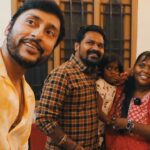 RJ Balaji Instagram - This is special.! ❤️ The real success of #VeetlaVishesham .! ❤️