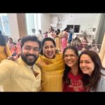Raadhika Sarathkumar Instagram - #deepavali eve with #sivakumar anna and family @actorsuriya @karthi_offl #jotika , bringing in the celebration of family and togetherness ❤️❤️❤️❤️❤️❤️ @mahalikeme .