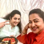 Raadhika Sarathkumar Instagram - Birthday special @meenasagar16 more strength, love and peace to you dear. Just say “mirror mirror on the wall, I will always get up after I fall.If I have to walk run or crawl I will set my goals and do my best and get it all💪🏻💪🏻💪🏻