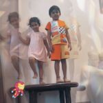 Raadhika Sarathkumar Instagram - Flying away💜💜💜💜💜the happiness in their excitement 🥰🥰🥰🥰