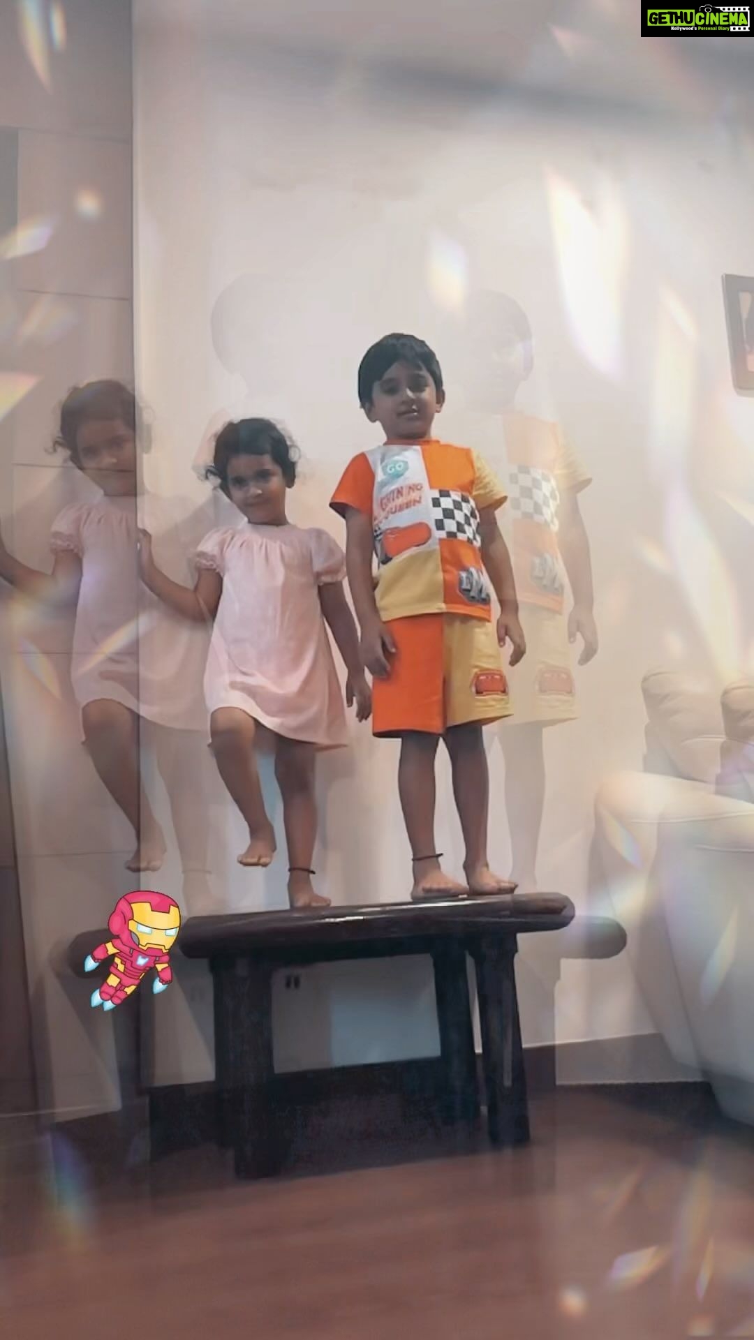Raadhika Sarathkumar Instagram - Flying awayπππππthe happiness in their excitement π₯°π₯°π₯°π₯°