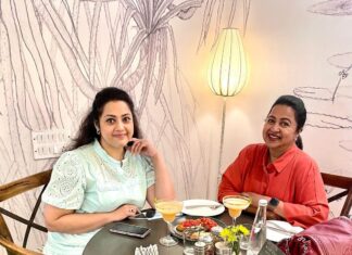 Raadhika Sarathkumar Instagram - Birthday special @meenasagar16 more strength, love and peace to you dear. Just say “mirror mirror on the wall, I will always get up after I fall.If I have to walk run or crawl I will set my goals and do my best and get it all💪🏻💪🏻💪🏻