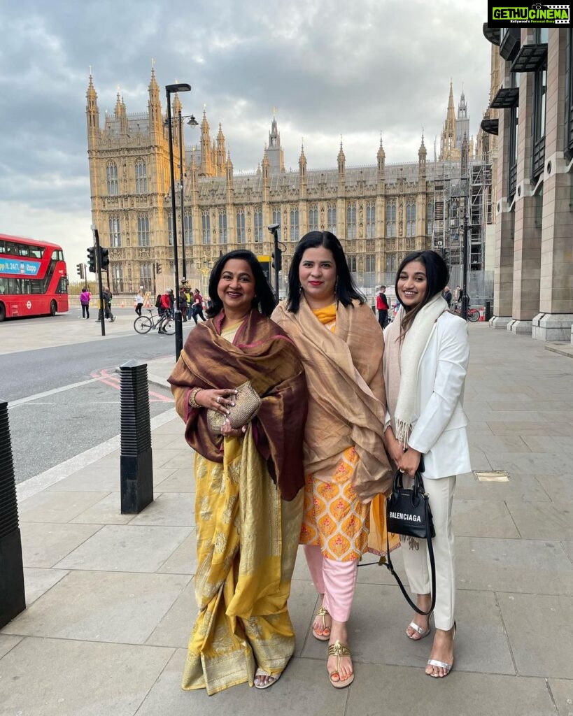 Raadhika Sarathkumar Instagram - Tamil Studies UK honoured women achievers in the British Parliament, grateful to have been the recipient🙏🙏🙏🙏 this is indeed a great honour.Hosted by RT Hon Maria Miller MP 🙏🙏