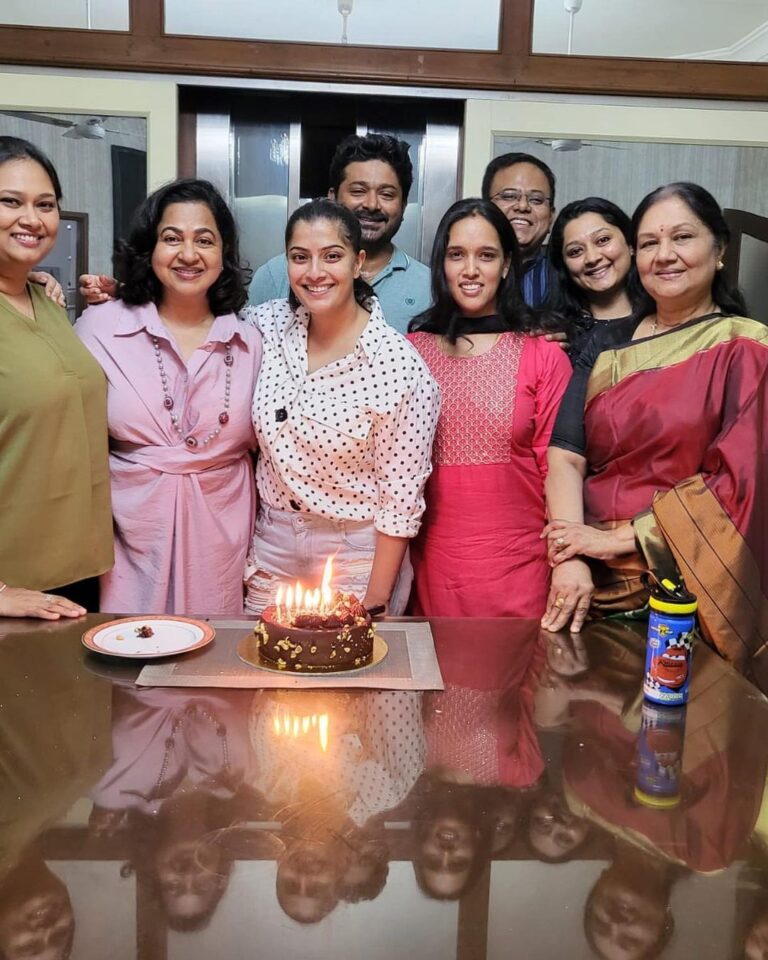 Raadhika Sarathkumar Instagram - Happy birthday @varusarathkumar , missed daddy @r_sarath_kumar today, but we all wish you the best of everything. Keep rocking, we are rooting for you💕💕💕💕❤️❤️❤️🥰🥰🥰🥰