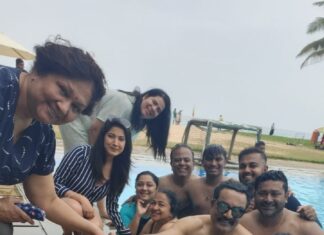 Raadhika Sarathkumar Instagram - #mondayblues Just the kinda blue I like… Miss being there with you all.. This trip was a special one.. we have been waiting to take this family trip for so long and finally got down to doing it.. thank you @pickyourtrail for organising such an amazing trip.. we had a blast..!! @heritanceahungalla @aitkenspencetravels @r_sarath_kumar @radikaasarathkumar @poojasarathkumar @rayanemithun @amithun_25 @mallikakandasamy @kala_kandasamy @manjunath_s @aiswarya.sudharson @ramkumar_sudarshan #tarak #radhya #rahhulsarath @suryaprakash27 thank you for video as usual..!!! Heheh #monday #haveagoodweek #family #love #friends #travel #traveldiaries #holiday #throwback