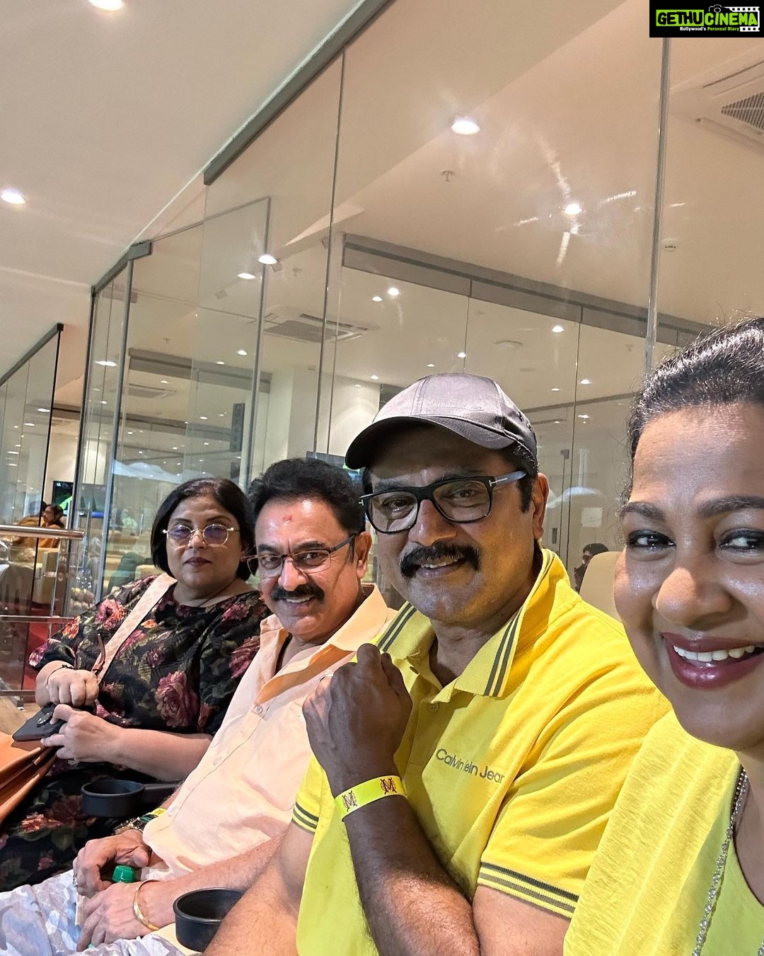 Raadhika Sarathkumar Instagram - #csk vibesπͺπ»πͺπ»πͺπ»πͺπ»πͺπ»πͺπ»