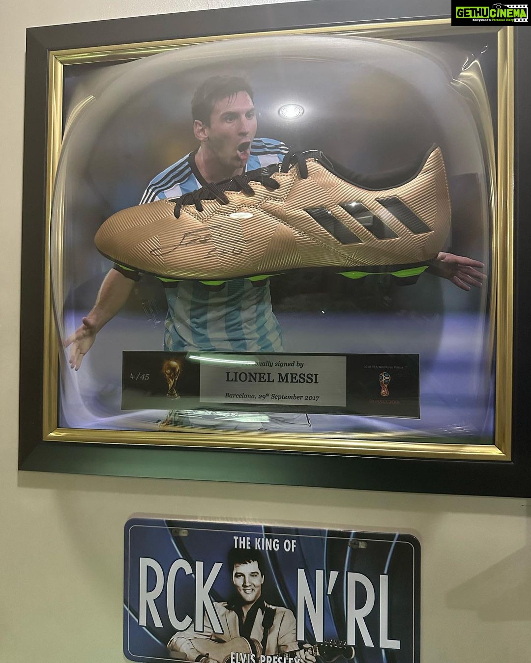 Raadhika Sarathkumar Instagram - #messi 💪🏻💪🏻