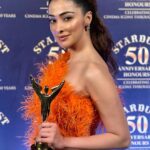 Raai Laxmi Instagram - Blessed 😇thank you for giving me this huge honour #stardust Beauty and Brilliance In Indian Cinema 🙏 this award is immensely special !I would like to thank all my fans for always being there and supporting me 🙏❤️ I m the luckiest to have ur love 🙏❤️ thank u universe 😇🙏🌈 this is for u dad 🥰❤️ much love to all 💖 #gratitude 🙏🌈 #StardustAwards2023