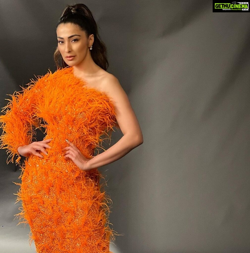 Raai Laxmi Instagram - 🧡🧡🧡