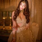 Raai Laxmi Instagram - There’s Beauty in simplicity ✨ Shot by: @deepak_das_photography @kakali_das_photography #StyledByMallaikaa @mallaikaa07 wearing @kalighataindia @prratnajewellers Makeup: @bridalmakeupartist_jyotikaria Hair: @hairbypadma #Indianweddings #IndianOutfit #Potd #bestieswedding #asheshfoundsona