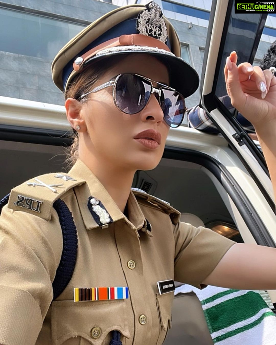 Raai Laxmi Instagram - She’s on her way 👮🏻#DNA