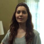 Raashi Khanna Instagram - nothing just obsessing over her genius and gorgeousness at the same time🌻✨ #FarziOnPrime, watch now!