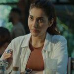 Raashi Khanna Instagram - nothing just obsessing over her genius and gorgeousness at the same time🌻✨ #FarziOnPrime, watch now!