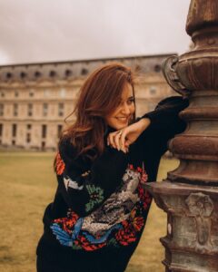 Raashi Khanna Instagram - I louvre you 🇫🇷♥️