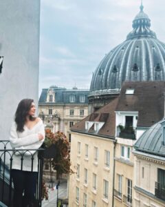 Raashi Khanna Instagram - State of mind : clouded with ♥️
#paris