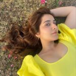 Raashi Khanna Instagram - That summer feeling.. 🌼🌼
