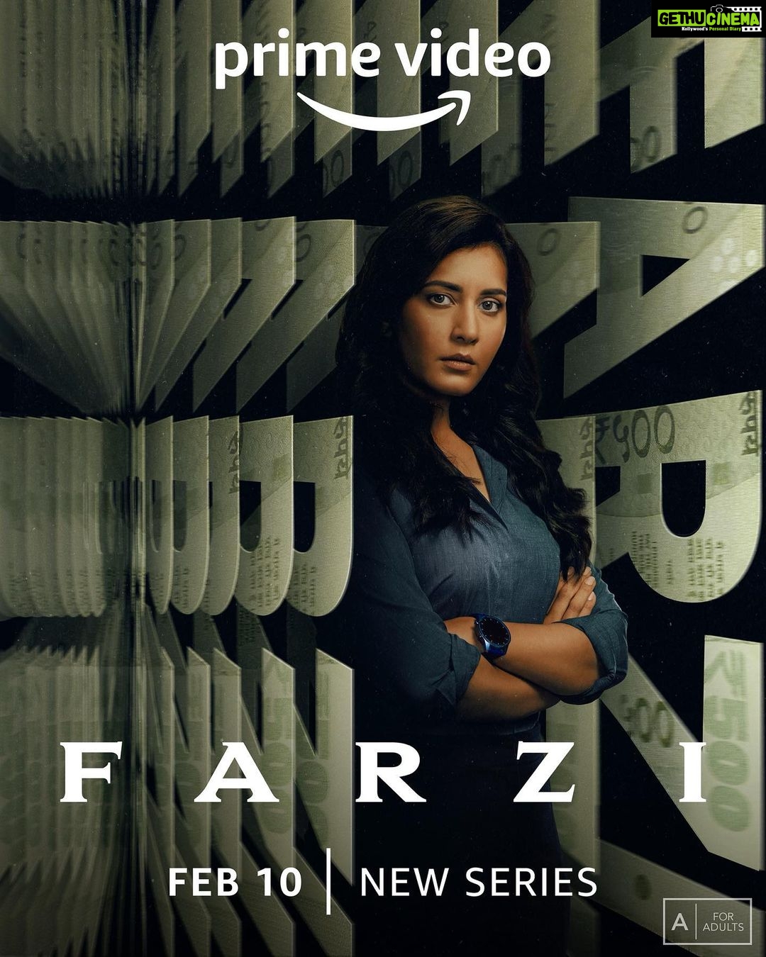 Raashi Khanna Instagram - A con that won't stay hidden under the covers for too long..! #Farzi #FarziOnPrime @primevideoin @rajanddk @shahidkapoor @actorvijaysethupathi @kaykaymenon02 @itssmeamol @bhuvanarora27 @mensit @iamsumankumar @d2r_films