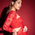 Raashi Khanna Instagram - Love calls for red..! For #sidkiara ♥️ Outfit - @premyabymanishii Jewellery - @koharbykanika Styled by - @shaleenanathani Assisted by - @vasudhaguptaa Makeup - @sonamdoesmakeup Hair - @souravv_roy_ 📸 @dinesh_ahuja