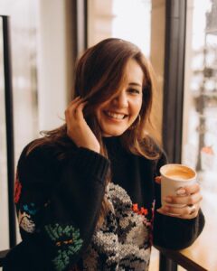 Raashi Khanna Instagram - Fresh and chilly Paris morning ☕️