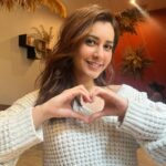 Raashi Khanna Instagram - To every woman, making HERstory, fighting the odds and supporting another woman, I commend you! Lots of love, today and everyday! #womansday ♥️