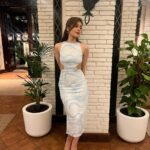 Raashi Khanna Instagram - A blissful summer evening..! 🥂
