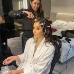 Raashi Khanna Instagram - Dressing up can be fun but it’s also exhausting. Grateful to my glam team who made it so easy with their incredible talent. Here’s a sneak peak behind the scenes.. Thank you for a glamorous night! 💜