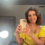 Raashi Khanna Instagram - That summer feeling.. 🌼🌼