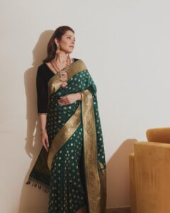 Raashi Khanna Instagram - For @bhima_jewels in @shravankummar 💚
📸 @arifminhaz