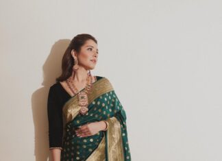Raashi Khanna Instagram - For @bhima_jewels in @shravankummar 💚 📸 @arifminhaz