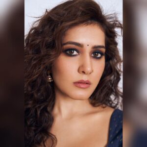 Raashi Khanna Instagram - From the archives..! 🦋
