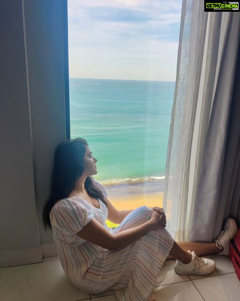 Rachitha Mahalakshmi Instagram - 😇😇😇😇😇 To be continued....... 🥰 Colombo mornings 😇 #Meinigarae Hotel MaRadha