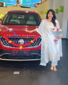 Rachitha Mahalakshmi Instagram - New year.... New beginnings.....
Welcoming home #mghector 
❤️❤️❤️❤️❤️❤️❤️❤️😇😇😇😇😇😇😇😇😇😇😇😇