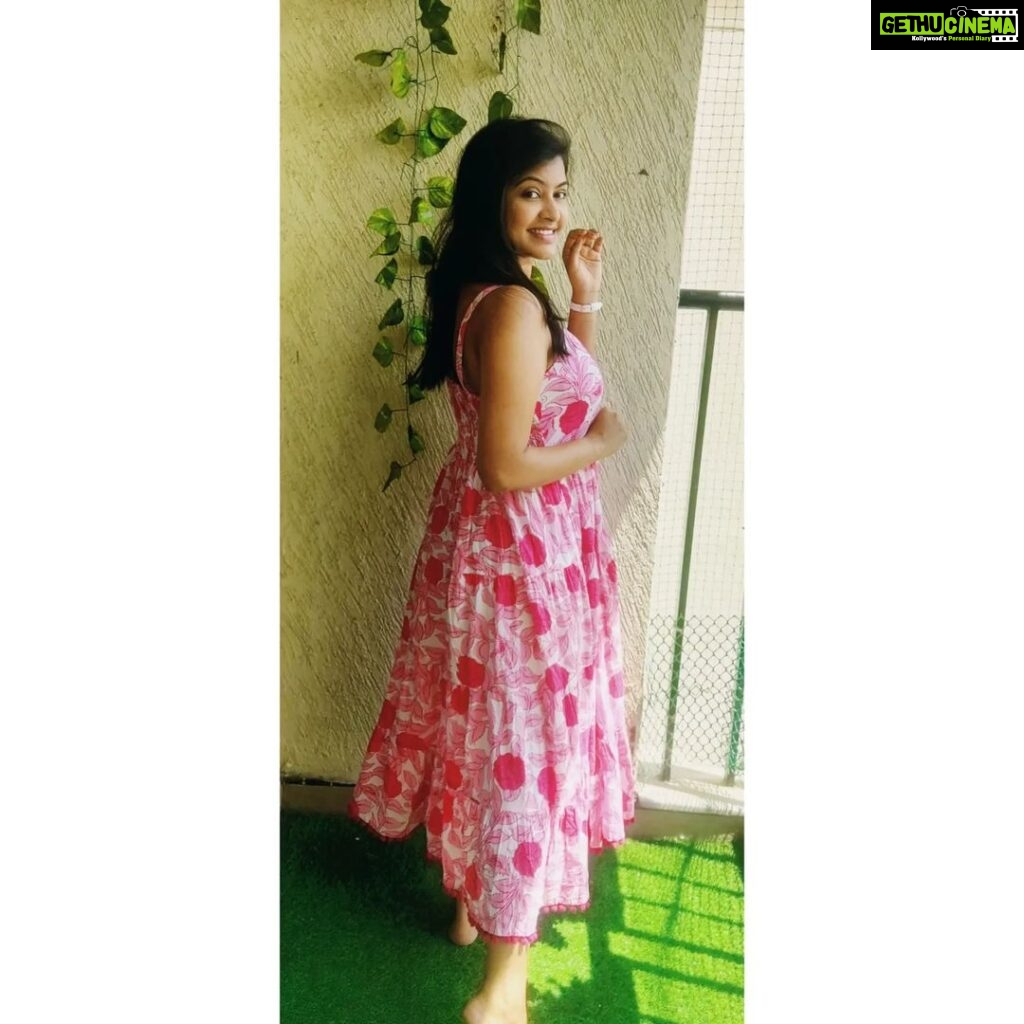 Rachitha Mahalakshmi Instagram - 🌸🌸🌸🌸🌸 spring is around so spring yourself 🌸🌸🌸🌸🌸😇😇😇😇😇