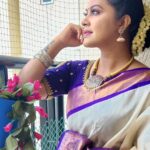 Rachitha Mahalakshmi Instagram - 💜🤍💜🤍💜🤍💜🤍 That's a lovely combo 😇😇😇😇😇😇😇😇😇 Saree @santhoshiplush 💜🤍💜🤍