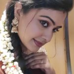 Rachitha Mahalakshmi Instagram - 🫣🫣🫣🫣 nothing but just for d love i have on mallipoov 🫣🫣🫣❤️❤️❤️❤️❤️❤️ Any mallipoov lovers out there ??? 🥰