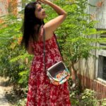 Rachitha Mahalakshmi Instagram - 🌟U can be a good person with kind heart and still say no 😇.Remember that 😇. 🌟lovely handbags @haipaihandbags 😍