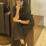 Rachitha Mahalakshmi Instagram - Their opinions will never pay ur bills.. remember that 🤷🏻‍♀️🤷🏻‍♀️🤷🏻‍♀️🤷🏻‍♀️ #beyourself